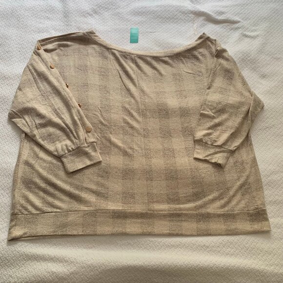 NEW Maurices tan plaid elbow sleeve stretchy button detail pullover top shirt - Picture 6 of 8